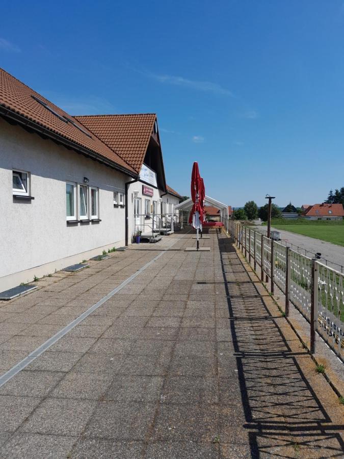 Sport & Freizeit Centrum Pension Heudeber Exteriér fotografie